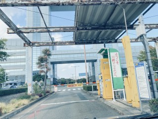 川崎マリエン(川崎市港湾振興会館)
