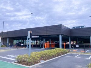 二階建て駐車場