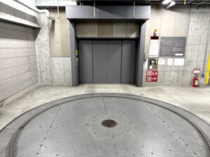 ターンテーブル式駐車場
