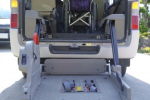 ウェルキャブ車